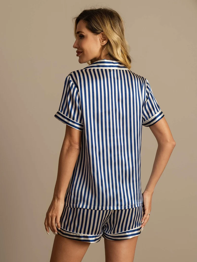 100% Maulbeerseide Damen-Kurzarm-Pyjama-Set mit Streifenmuster sowie Reverskragen und Shorts