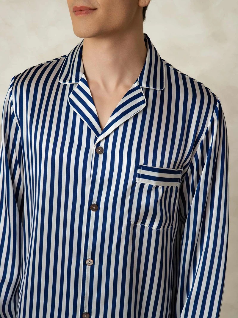 Reine Seide Herren-Langarm-Pyjama-Set mit Streifenmuster und Reverskragen