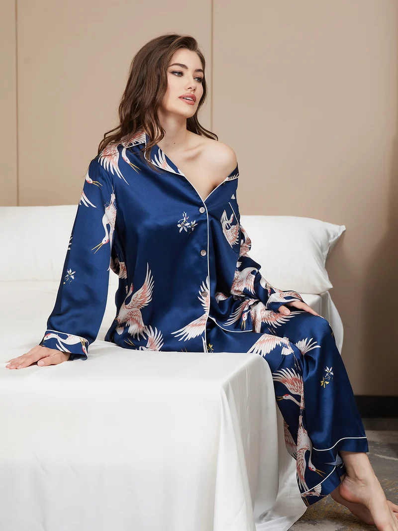 19 Momme 100% Maulbeerseide Damen-Langarm-Pyjama-Set mit Kranichmuster