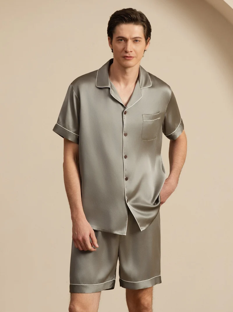100% Maulbeerseide Herren-Kurzarm-Pyjama-Set mit Reverskragen und Shorts